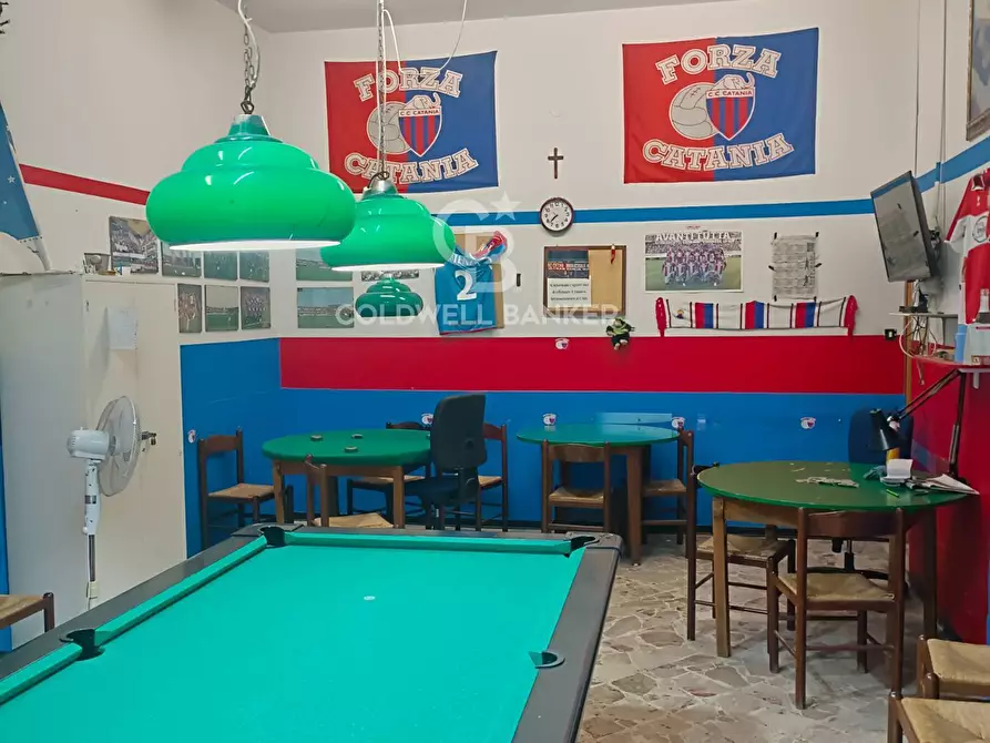 Immagine 5 di Locale commerciale in vendita  in Galileo Galilei 14 a Aci Catena