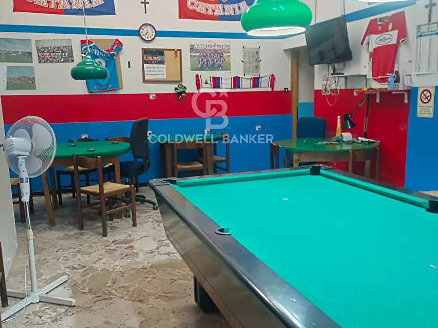 Immagine 6 di Locale commerciale in vendita  in Galileo Galilei 14 a Aci Catena