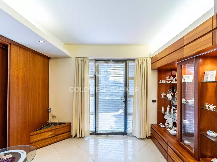 Immagine 13 di Locale commerciale in vendita  in Via Sutera 2 a Acireale