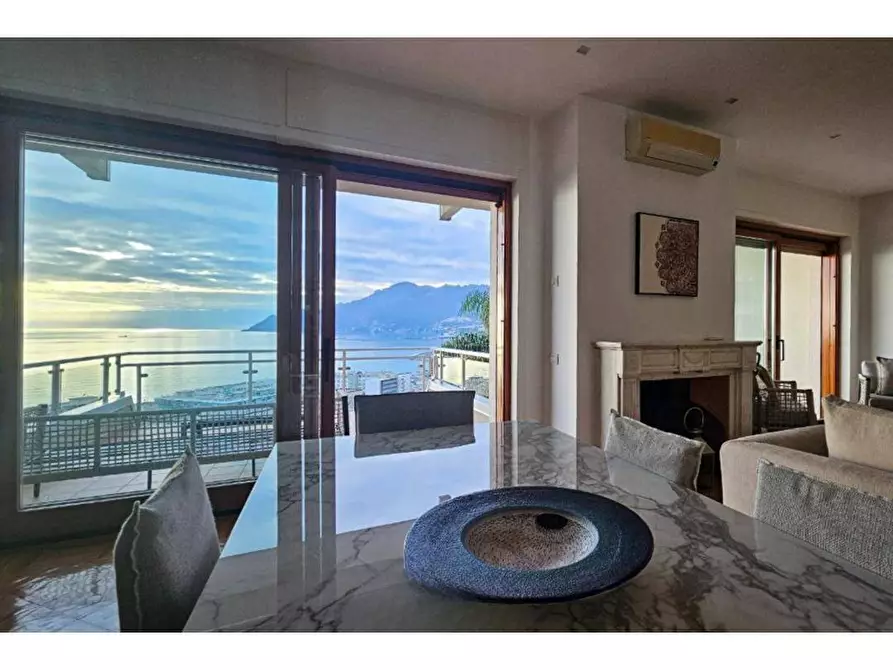 Immagine 4 di Casa semindipendente in affitto  in Viale Delle Ginestre 25 a Salerno