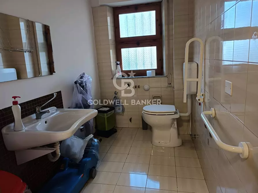 Immagine 12 di Ufficio in vendita  in Via Spezze 22 a Acireale