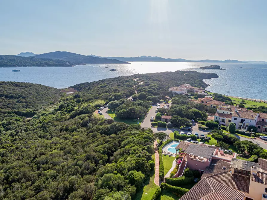 Immagine 21 di Villa in vendita  in Cala del Faro a Arzachena