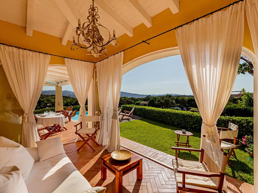 Immagine 7 di Villa in vendita  in Cala del Faro a Arzachena