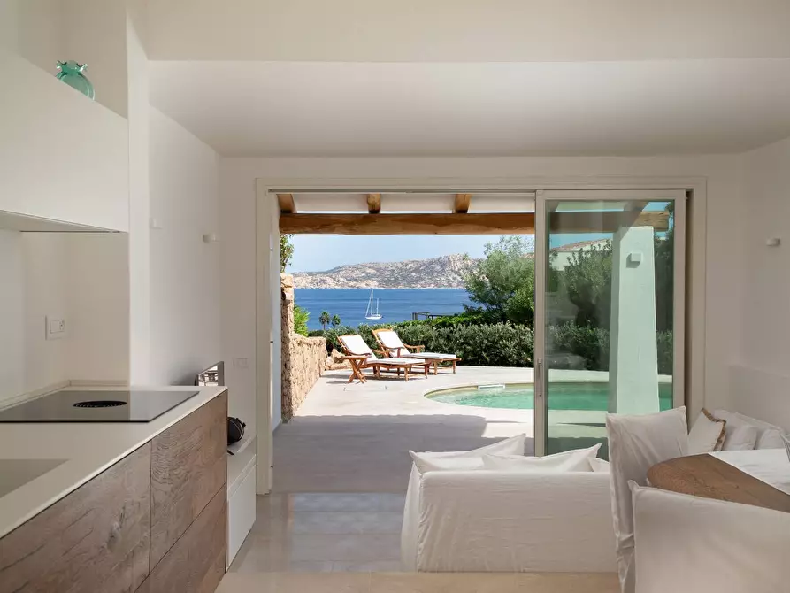 Immagine 3 di Villa in vendita  in Loc. Porto Rafael a Palau