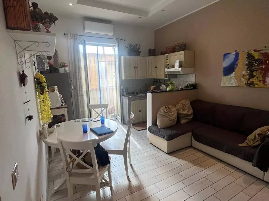 Immagine 5 di Appartamento in vendita  in Via Zara a Napoli