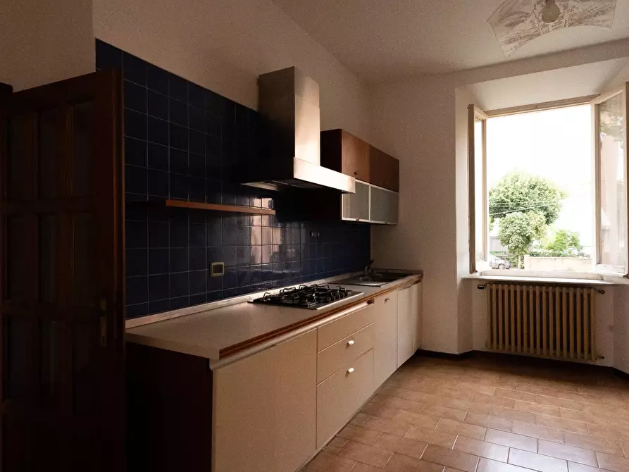 Immagine 3 di Appartamento in vendita  in Via Dei Preti 1 a Foligno