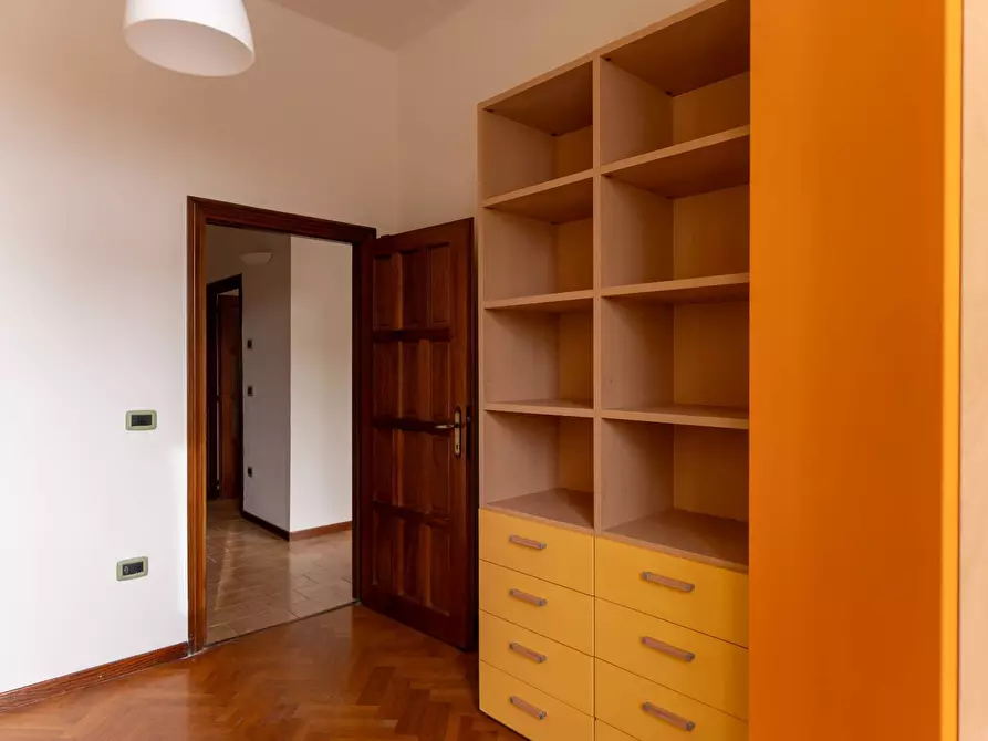 Immagine 8 di Appartamento in vendita  in Via Dei Preti 1 a Foligno