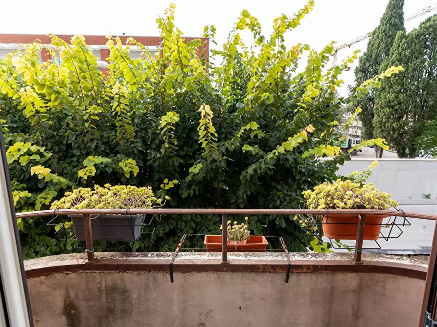 Immagine 12 di Appartamento in vendita  in Via Dei Preti 1 a Foligno