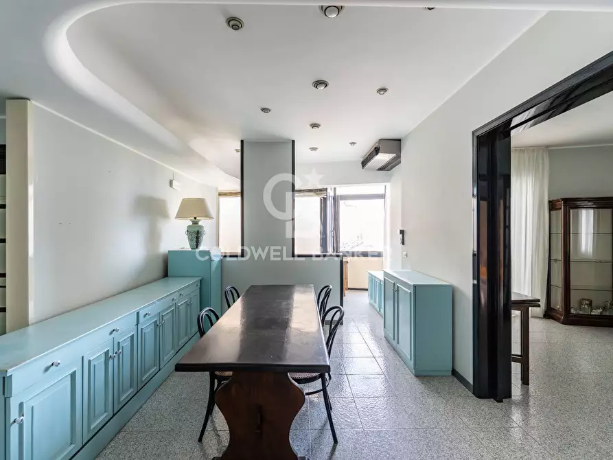 Immagine 2 di Appartamento in vendita  in Viale Regina Margherita 46 a Acireale