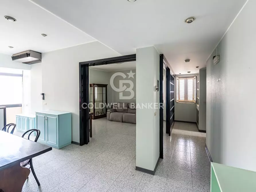 Immagine 5 di Appartamento in vendita  in Viale Regina Margherita 46 a Acireale