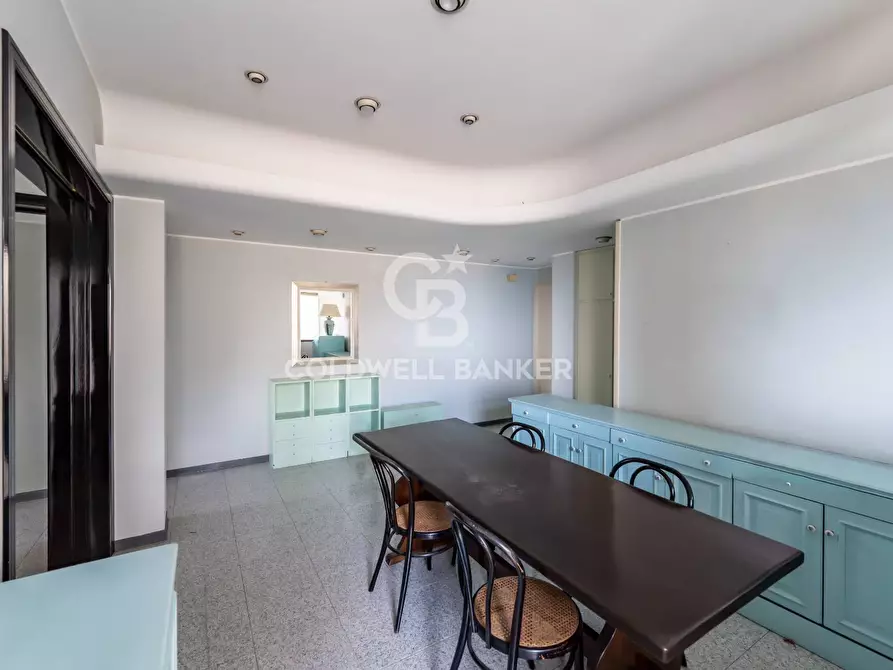 Immagine 3 di Appartamento in vendita  in Viale Regina Margherita 46 a Acireale