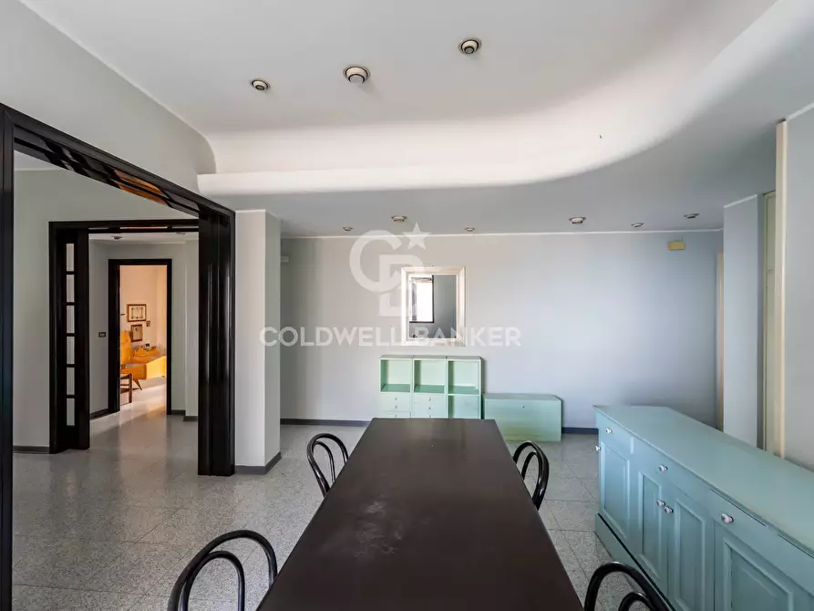 Immagine 4 di Appartamento in vendita  in Viale Regina Margherita 46 a Acireale