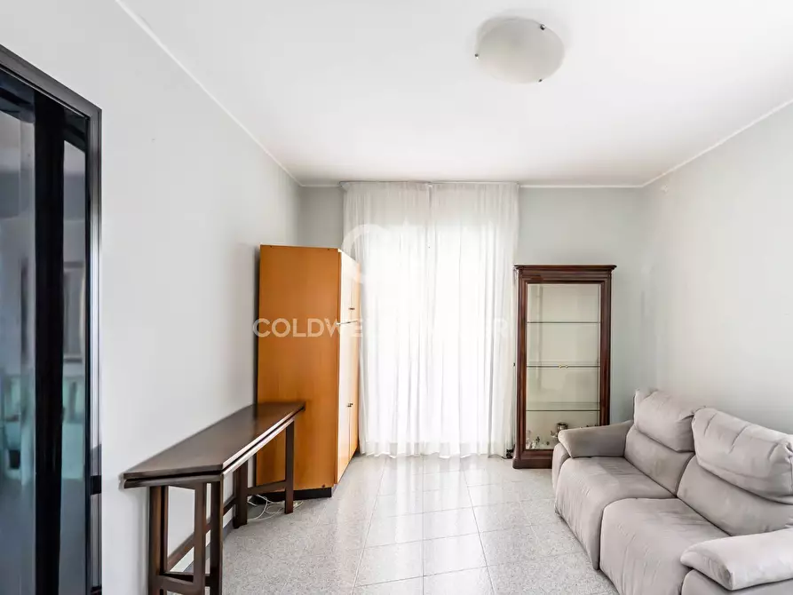 Immagine 8 di Appartamento in vendita  in Viale Regina Margherita 46 a Acireale