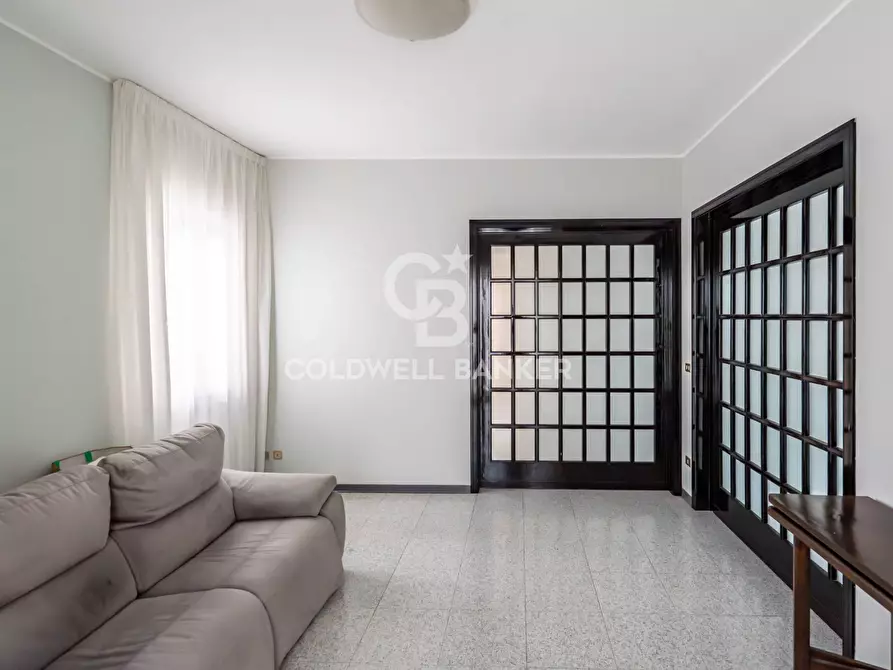 Immagine 7 di Appartamento in vendita  in Viale Regina Margherita 46 a Acireale