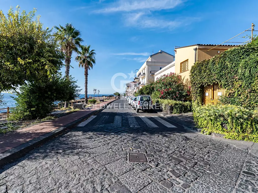 Immagine 2 di Appartamento in vendita  in via riesi 65 a Acireale