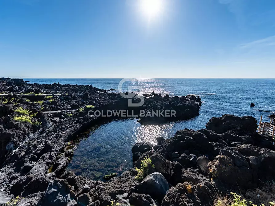 Immagine 1 di Appartamento in vendita  in via riesi 65 a Acireale