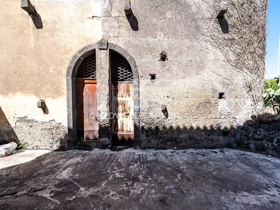 Immagine 7 di Rustico / casale in vendita  in via maugeri 7 a Acireale