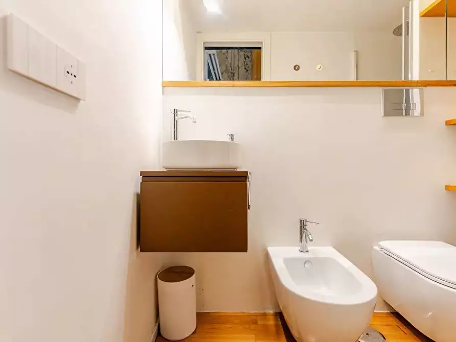 Immagine 21 di Appartamento in vendita  in Via Paradisiello 10 a Napoli