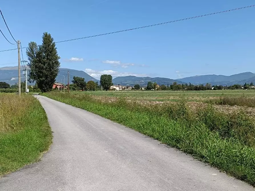 Immagine 5 di Terreno residenziale in vendita  in Via Monte Serano 4 a Foligno