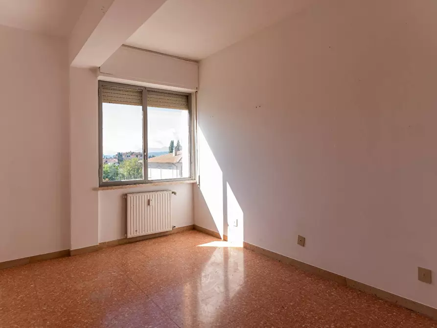 Immagine 5 di Appartamento in vendita  in Via Colombo 19 a Foligno