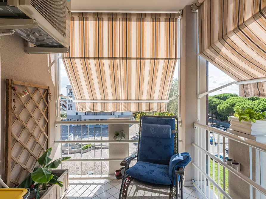 Immagine 9 di Appartamento in vendita  in Via Piazza E. Guevara a Cattolica