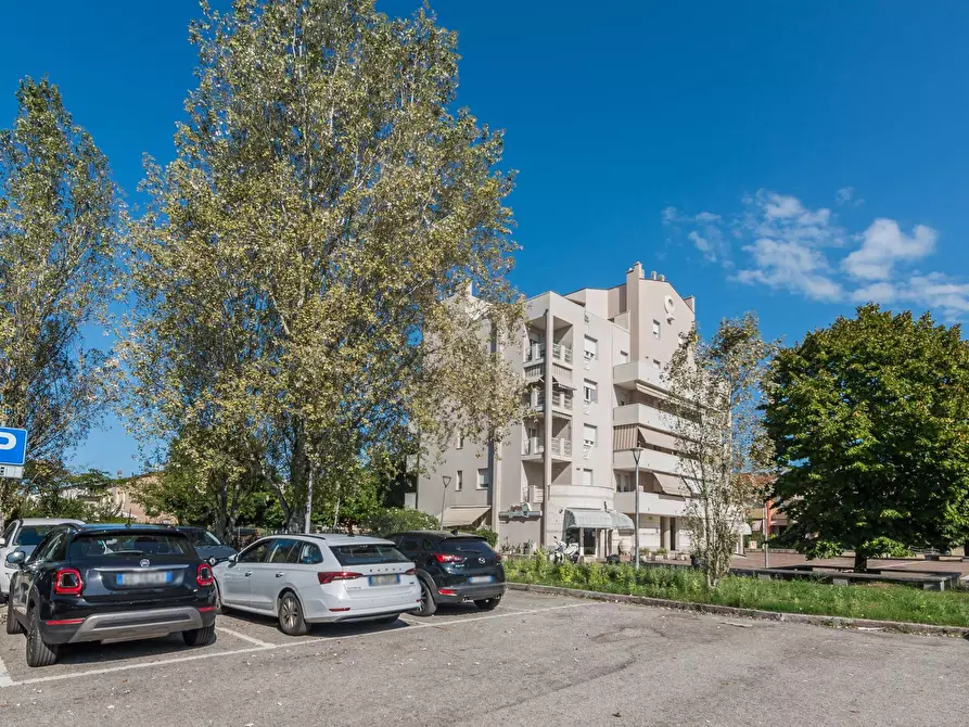 Immagine 30 di Appartamento in vendita  in Via Piazza E. Guevara a Cattolica