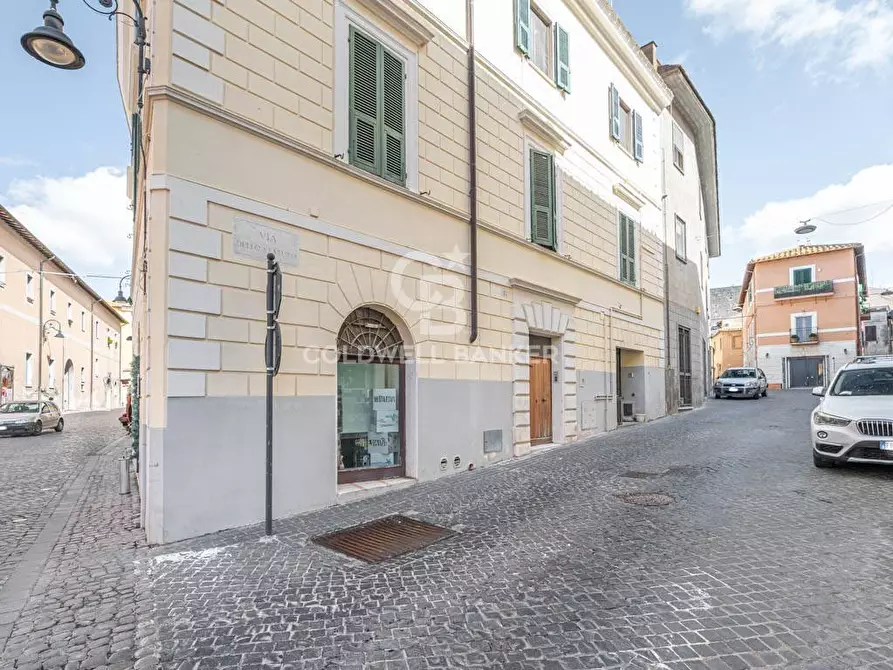 Immagine 15 di Locale commerciale in vendita  in Via dello Statuto 4 a Tarquinia