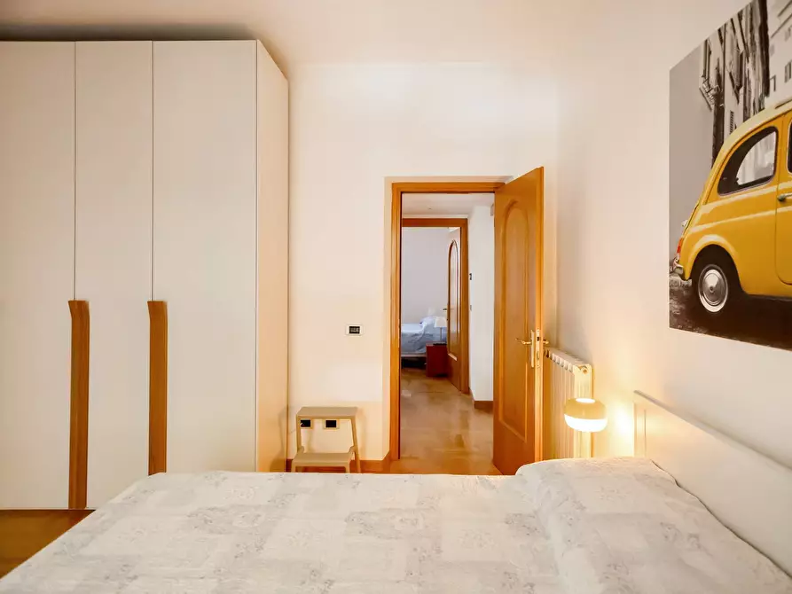 Immagine 16 di Appartamento in vendita  in Sampietrini 125 a Roma