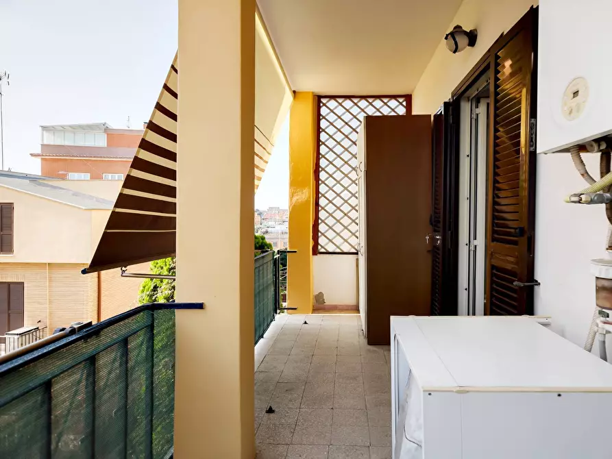 Immagine 24 di Appartamento in vendita  in Sampietrini 125 a Roma