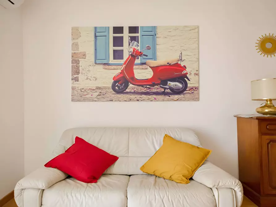 Immagine 41 di Appartamento in vendita  in Sampietrini 125 a Roma