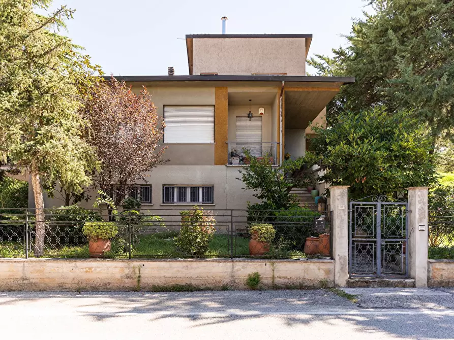 Immagine 2 di Villa in vendita  in Via Sant'Egidio 98 a Trevi