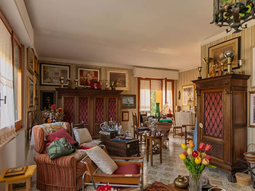 Immagine 10 di Villa in vendita  in Via Sant'Egidio 98 a Trevi