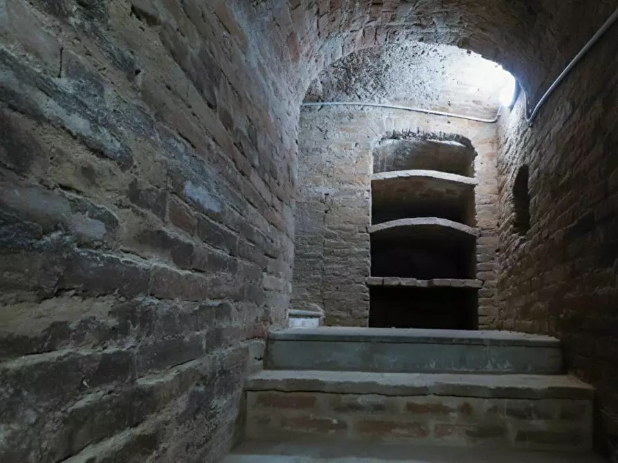 Immagine 68 di Palazzo in vendita  in Via S. Marzano a Costigliole D'asti