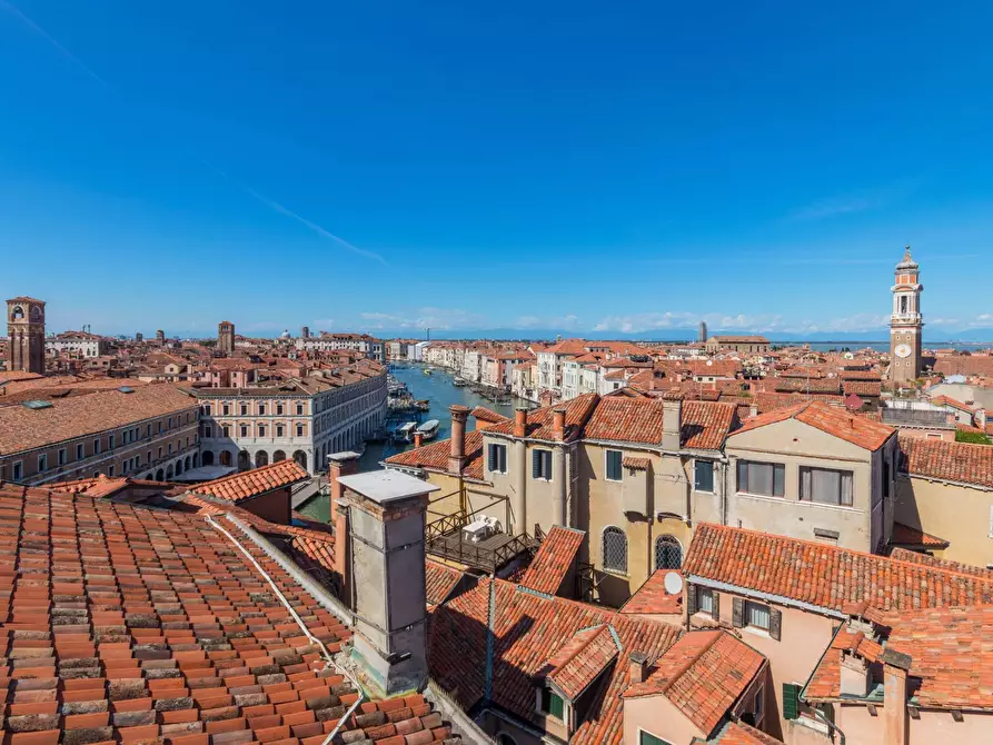 Immagine 35 di Appartamento in vendita  in Salizada Cannaregio - San Giovanni Grisostomo 5783 a Venezia