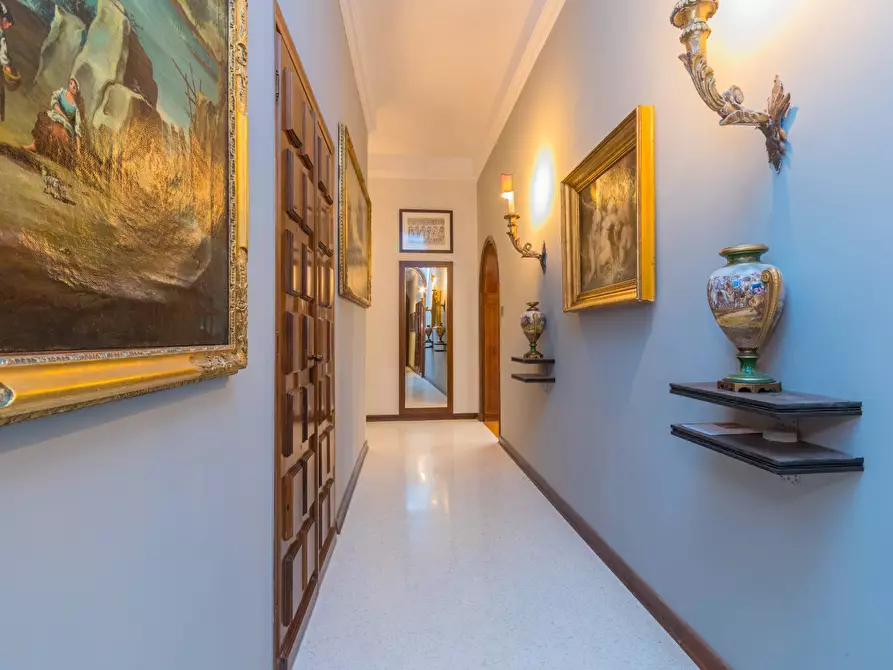 Immagine 8 di Appartamento in vendita  in Salizada Cannaregio - San Giovanni Grisostomo 5783 a Venezia