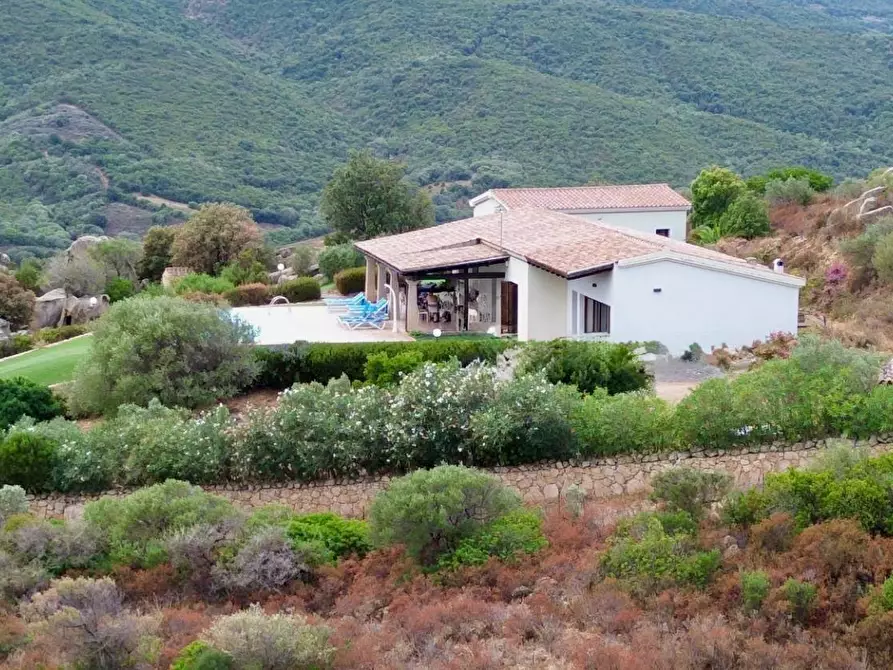 Immagine 39 di Villa in vendita  in VIA Casagliana s.n.c. a Olbia