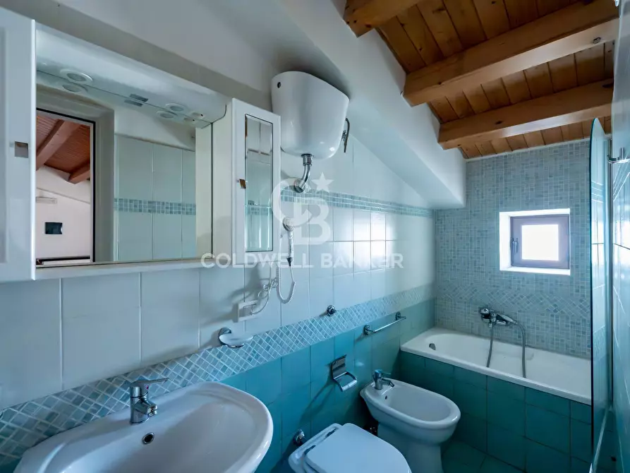 Immagine 31 di Palazzo in vendita  in Corso XX Settembre 80-82-84-86 a Militello In Val Di Catania