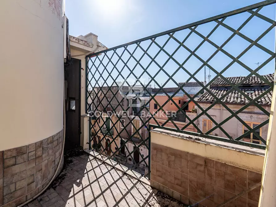 Immagine 33 di Palazzo in vendita  in Corso XX Settembre 80-82-84-86 a Militello In Val Di Catania