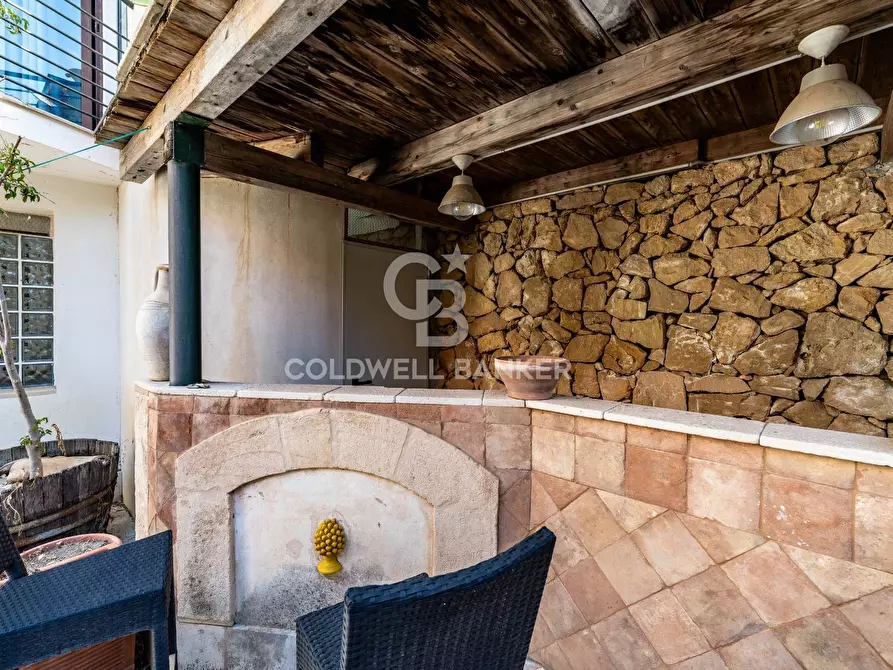 Immagine 44 di Palazzo in vendita  in Corso XX Settembre 80-82-84-86 a Militello In Val Di Catania