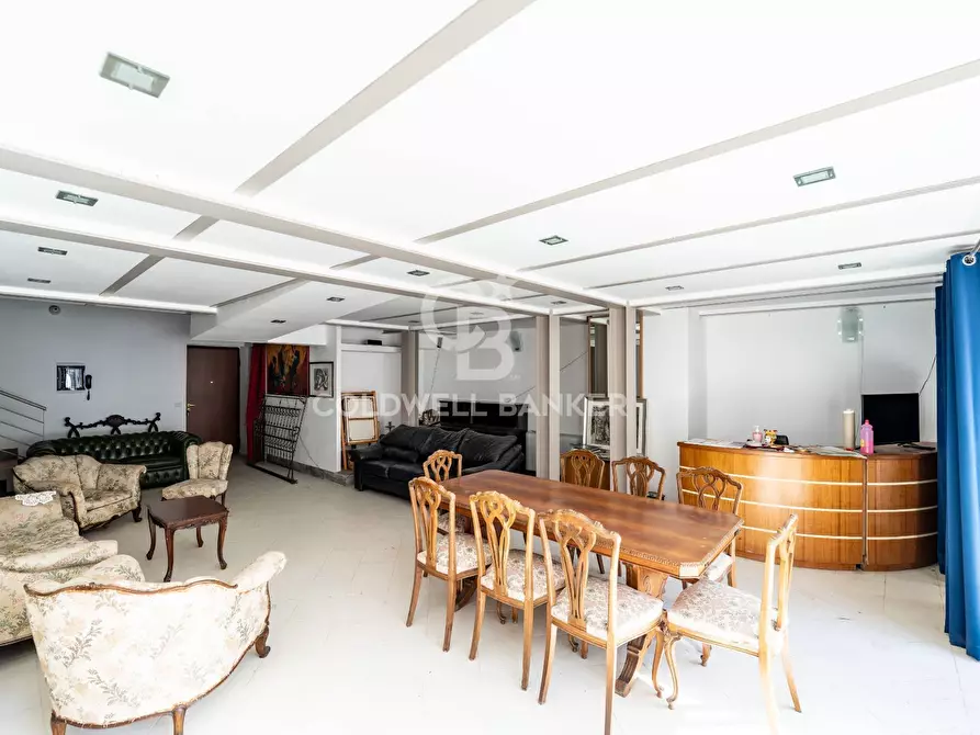 Immagine 51 di Palazzo in vendita  in Corso XX Settembre 80-82-84-86 a Militello In Val Di Catania