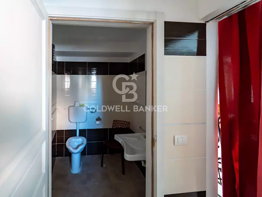 Immagine 55 di Palazzo in vendita  in Corso XX Settembre 80-82-84-86 a Militello In Val Di Catania