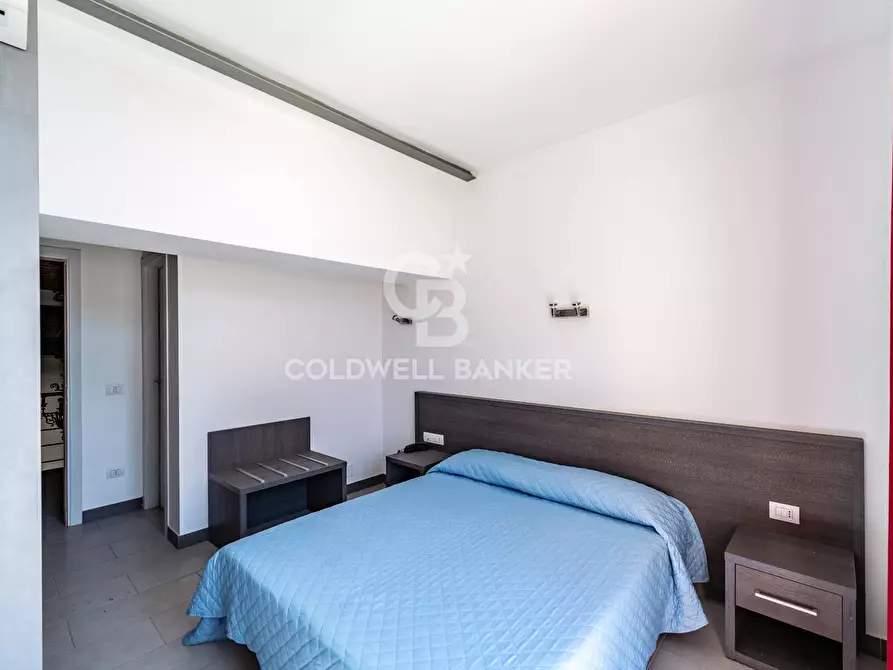 Immagine 63 di Palazzo in vendita  in Corso XX Settembre 80-82-84-86 a Militello In Val Di Catania