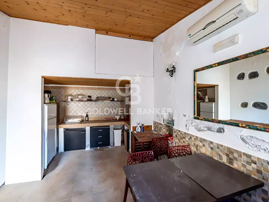 Immagine 66 di Palazzo in vendita  in Corso XX Settembre 80-82-84-86 a Militello In Val Di Catania