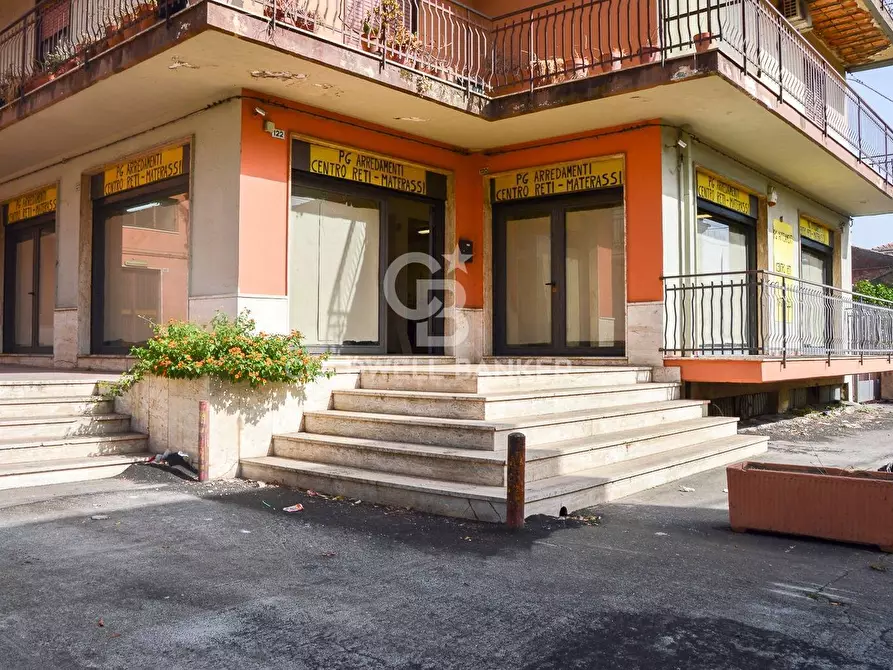 Immagine 1 di Locale commerciale in vendita  in Via Diana 122 a Fiumefreddo Di Sicilia