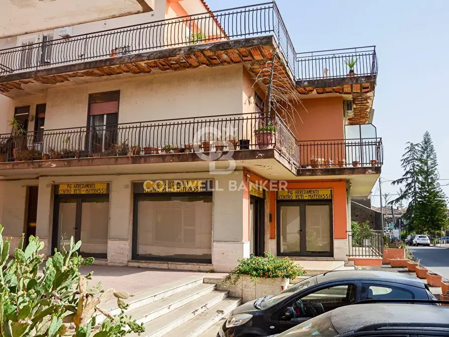 Immagine 7 di Locale commerciale in vendita  in Via Diana 122 a Fiumefreddo Di Sicilia