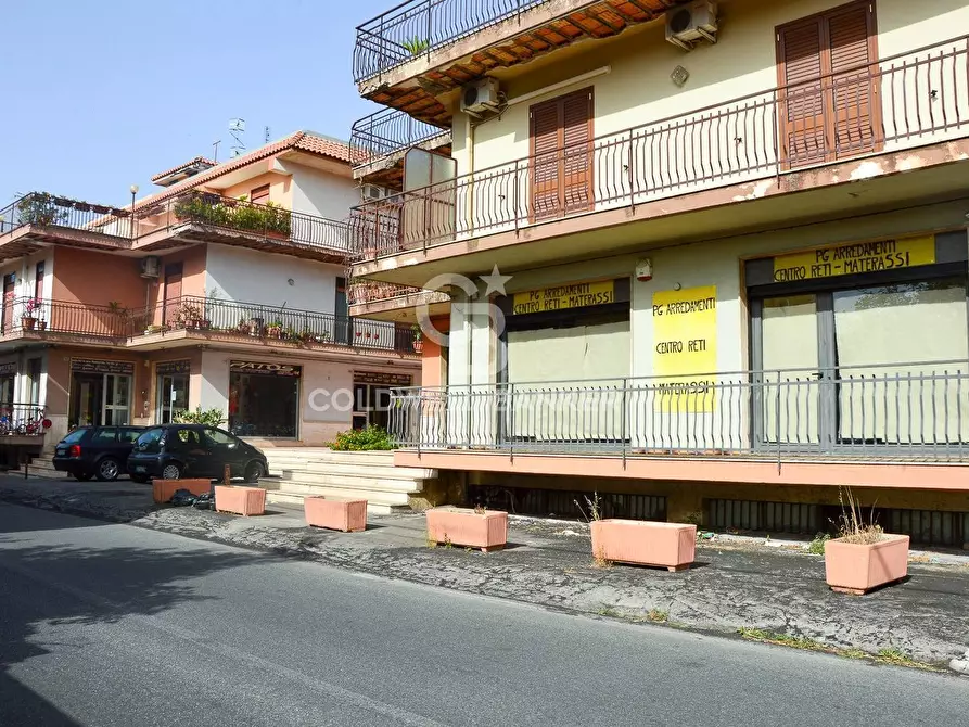 Immagine 4 di Locale commerciale in vendita  in Via Diana 122 a Fiumefreddo Di Sicilia