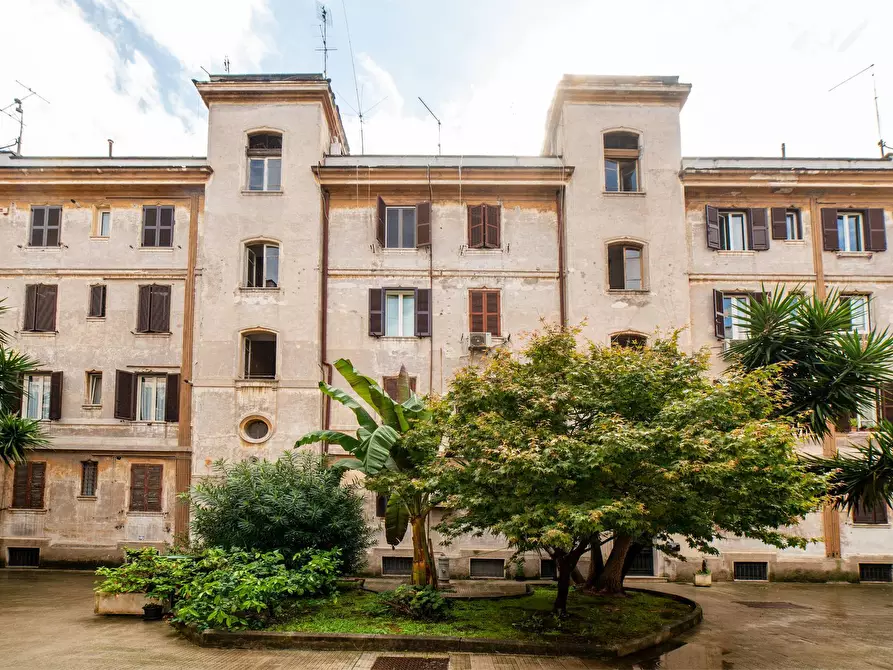 Immagine 2 di Appartamento in vendita  in Via Galileo Ferraris 9 a Roma