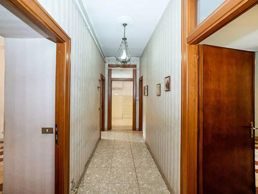 Immagine 12 di Appartamento in vendita  in Via Galileo Ferraris 9 a Roma