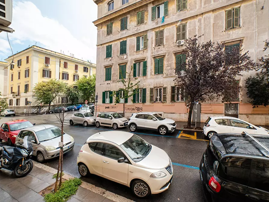 Immagine 16 di Appartamento in vendita  in Via Galileo Ferraris 9 a Roma