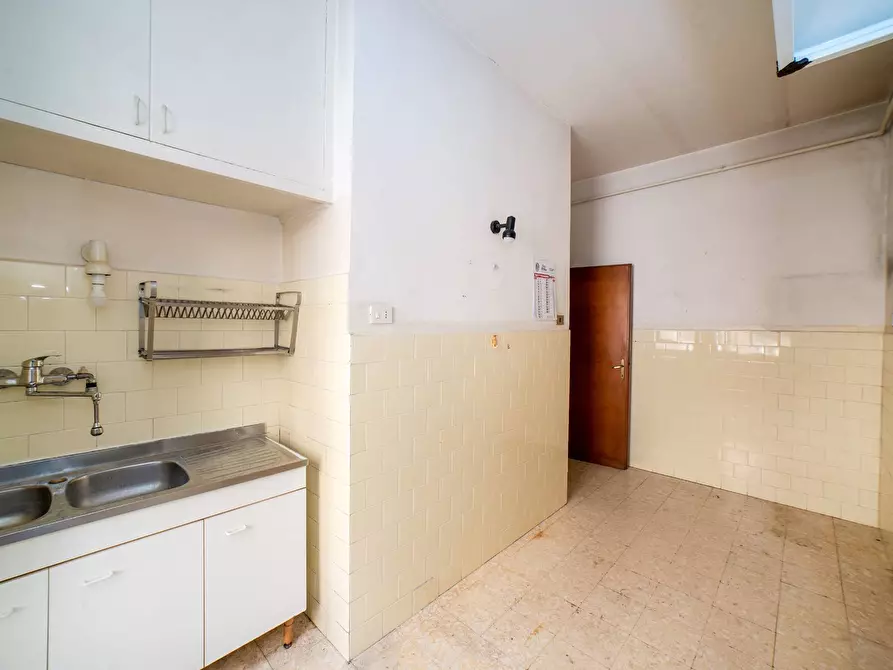 Immagine 25 di Appartamento in vendita  in Via Galileo Ferraris 9 a Roma